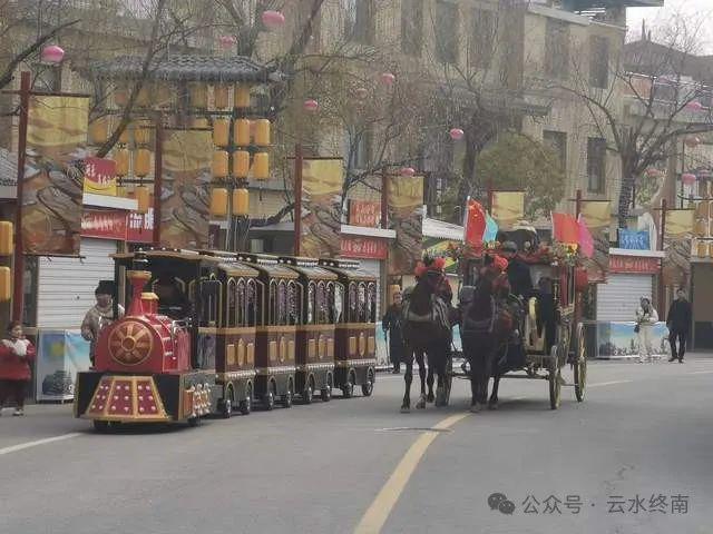 半岛综合体育大年初一人爆满？距西安30公里的这景区我看人不多有人却预估(图8)